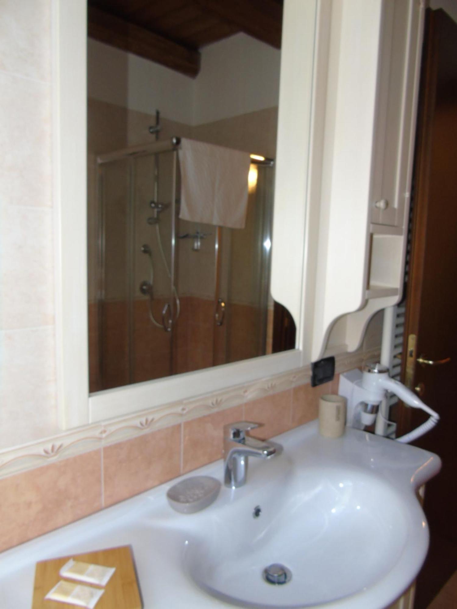 Tasi Apartaments Cento  Luaran gambar